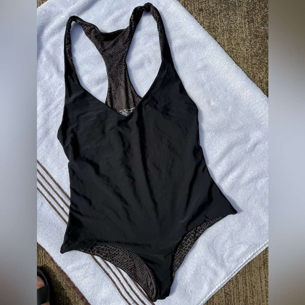 Acacia one-piece